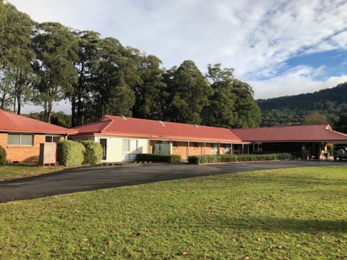 EMAN6613.jpg EMAN6613.jpg